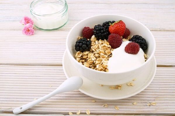 oatmeal with fruit for a lazy diet